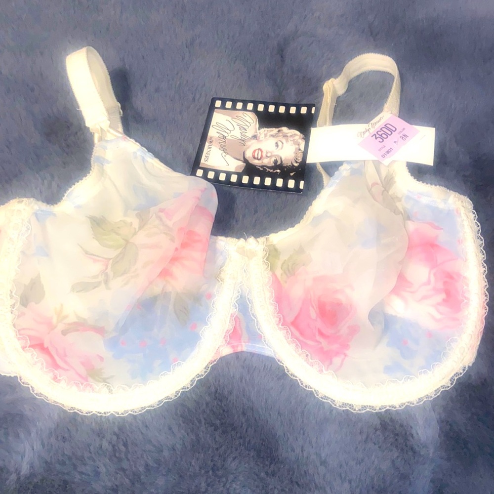 VTG 1996 Warners Bra 36DD Marilyn Monroe NWT